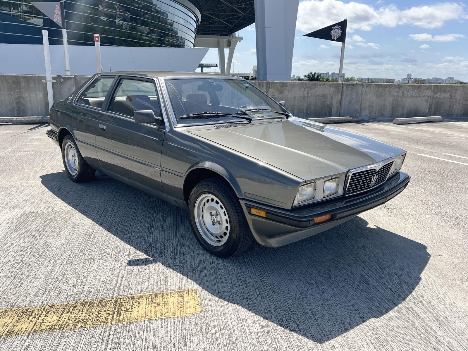 Maserati-Biturbo-1985-SEDAN-2-DR-1