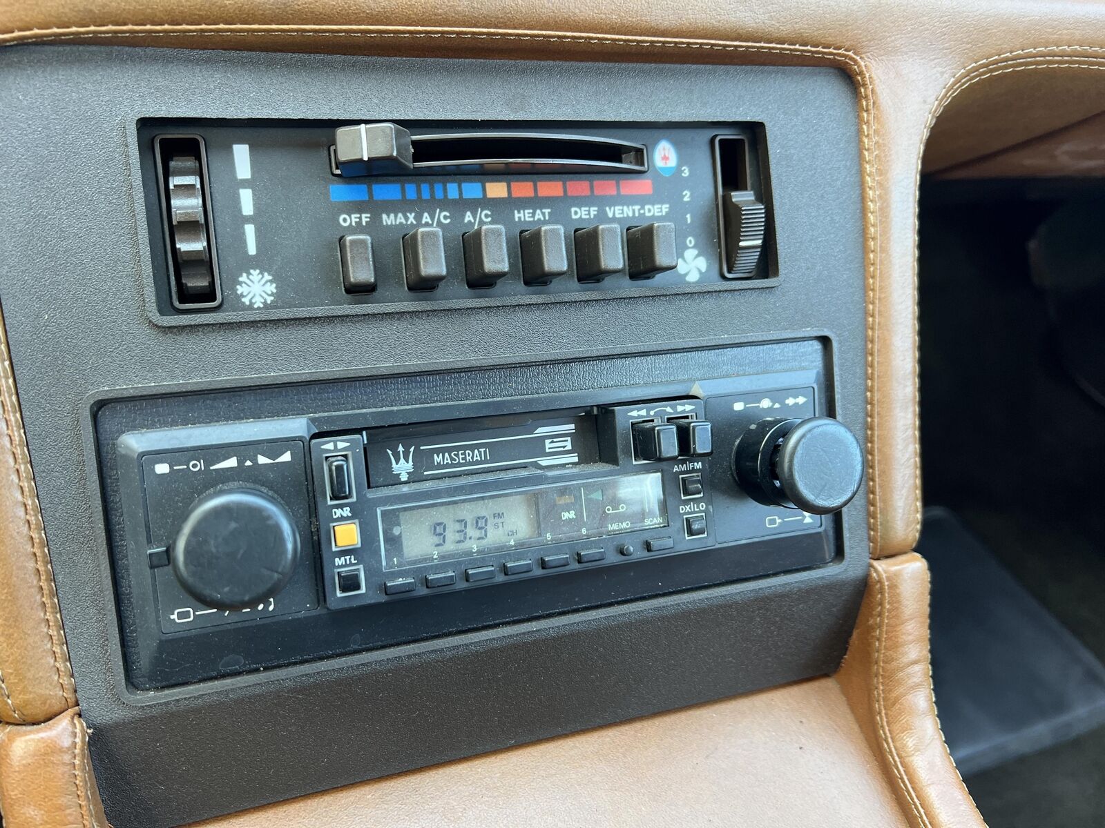 Maserati-Biturbo-1985-SEDAN-2-DR-11