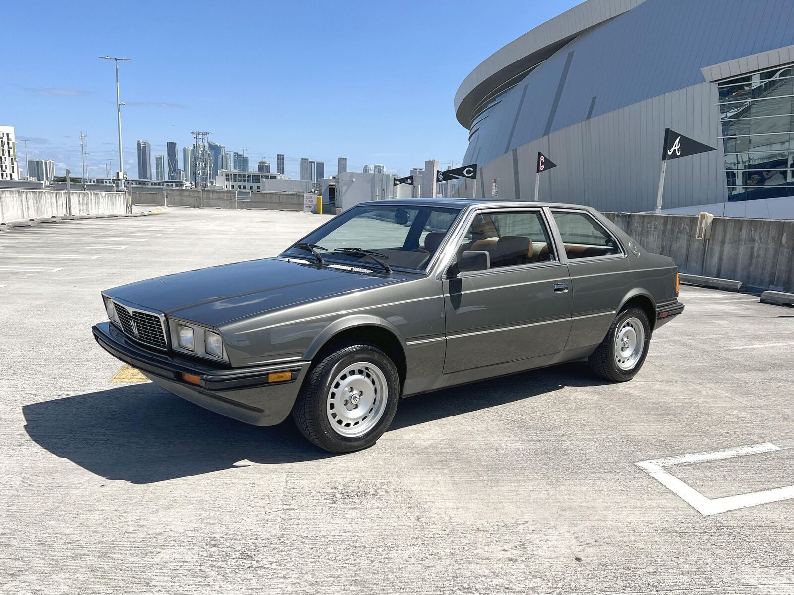 Maserati-Biturbo-1985-SEDAN-2-DR