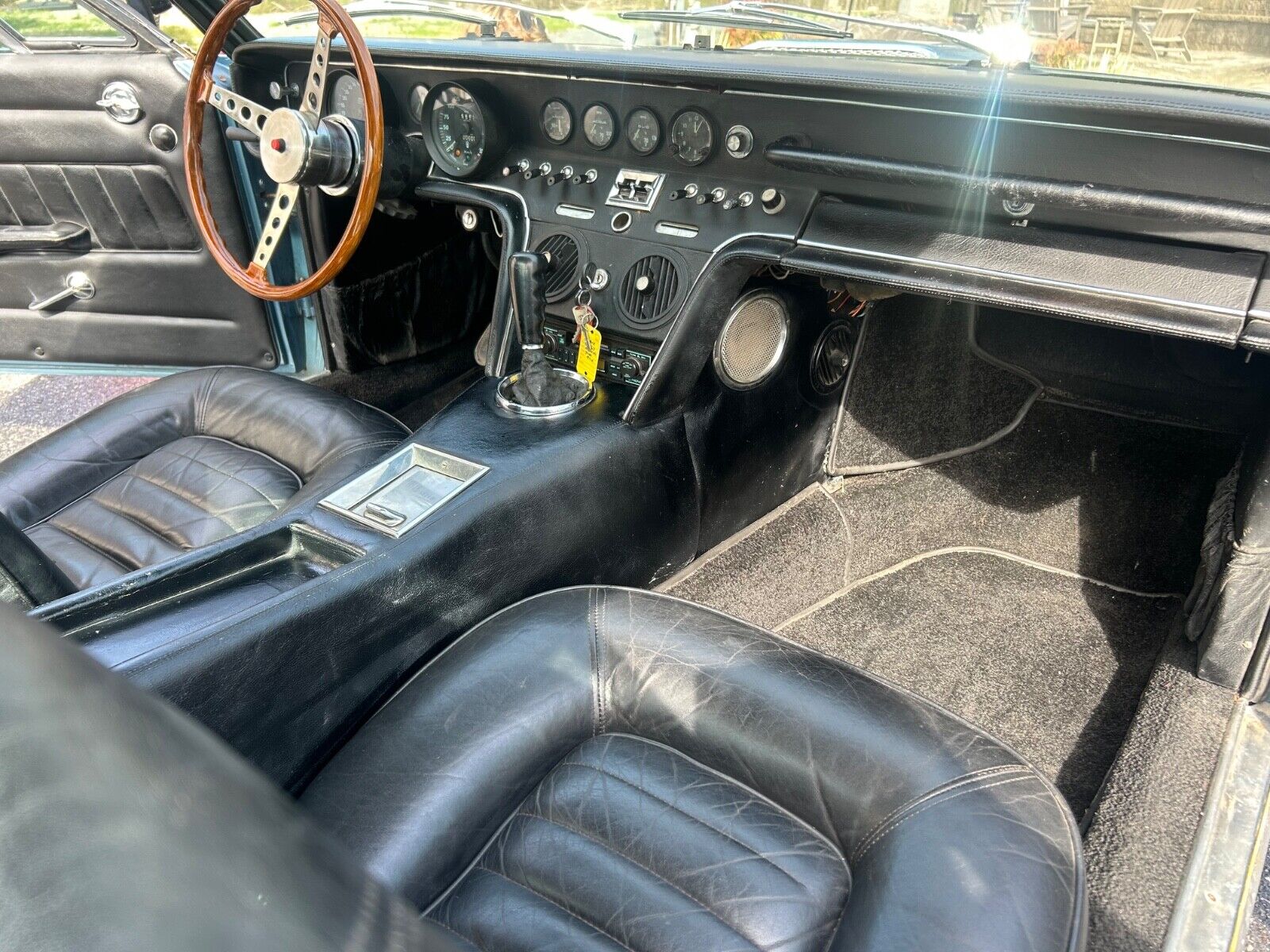 Maserati-Ghibli-1967-Coupe-27