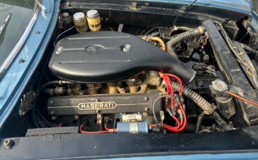 Maserati-Ghibli-1967-Coupe-32
