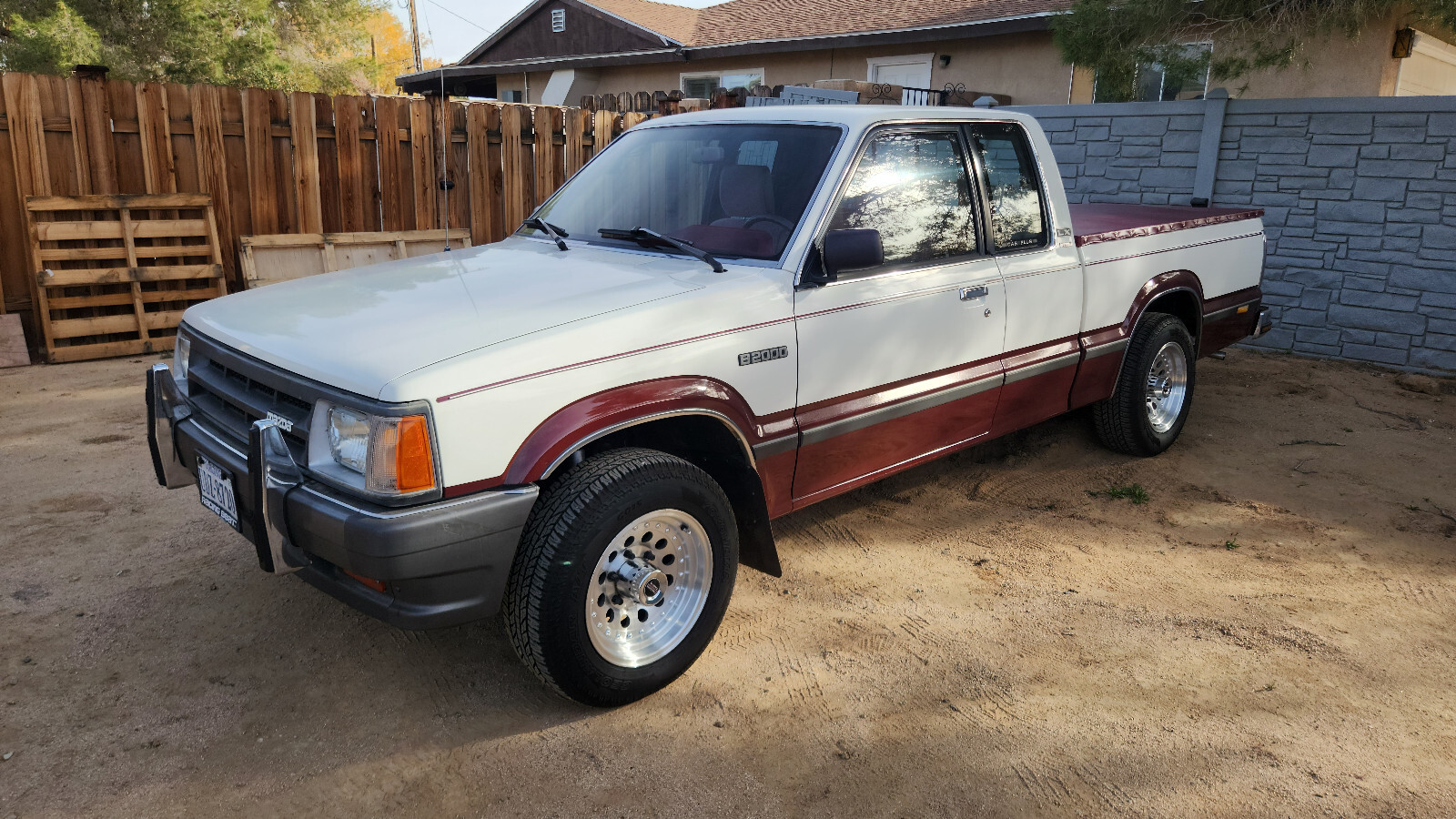 Mazda-B-Series-Pickups-1987-Extended-Cab-Pickup-1