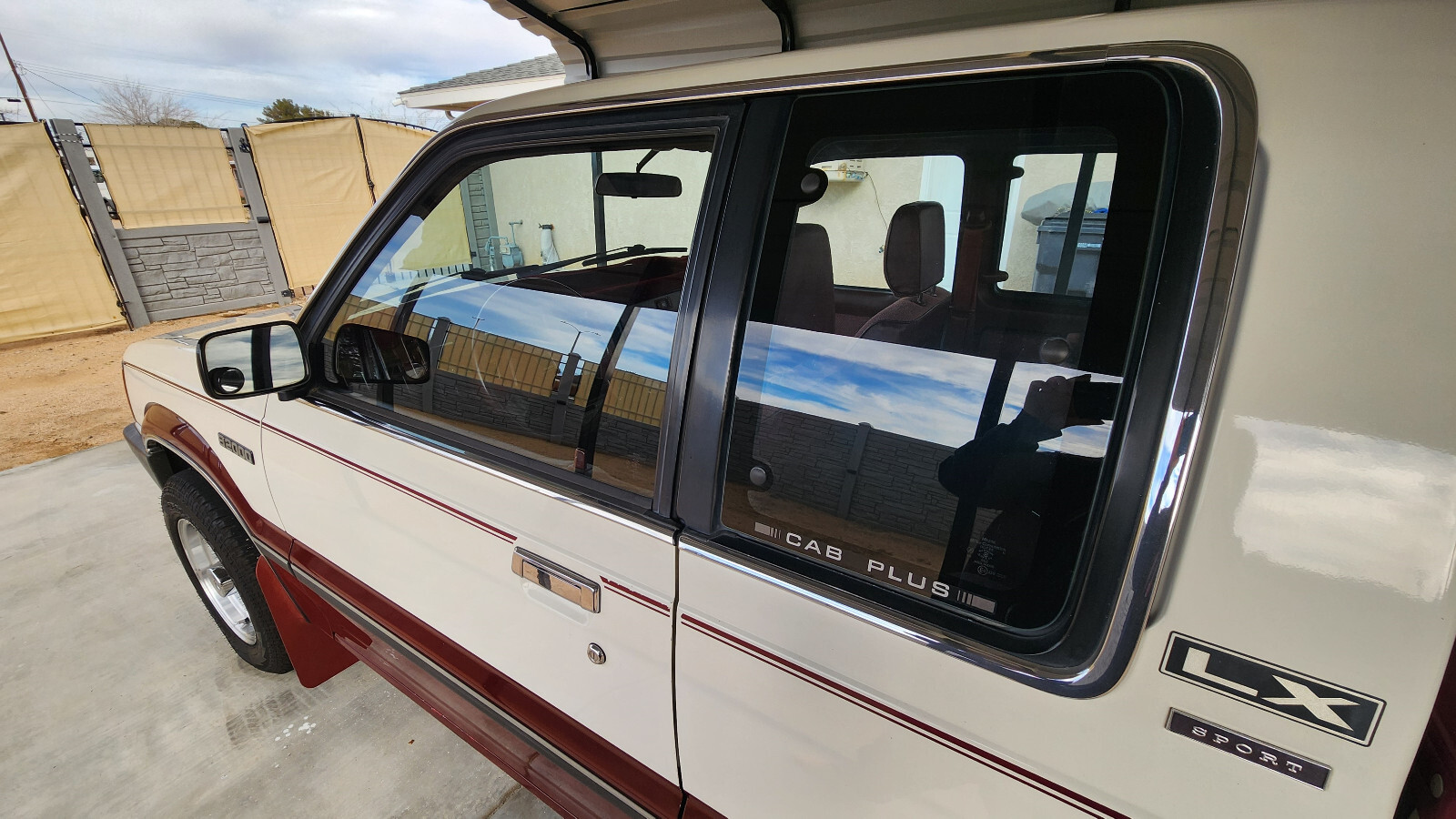 Mazda-B-Series-Pickups-1987-Extended-Cab-Pickup-9