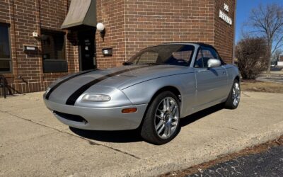 Mazda MX-5 Miata 1990 Convertible