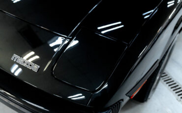 Mazda-RX-7-1980-Coupe-11