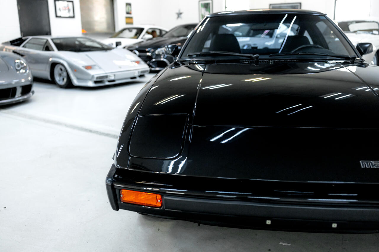 Mazda-RX-7-1980-Coupe-12