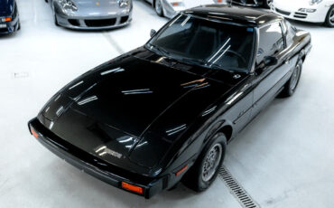 Mazda-RX-7-1980-Coupe-15
