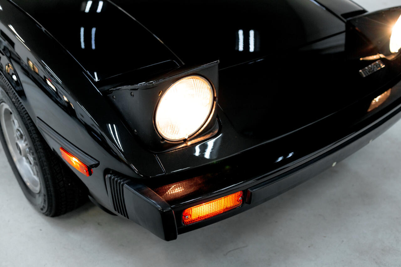 Mazda-RX-7-1980-Coupe-16