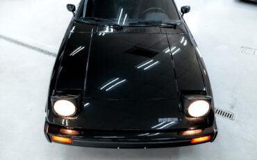Mazda-RX-7-1980-Coupe-18