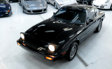 Mazda-RX-7-1980-Coupe-19