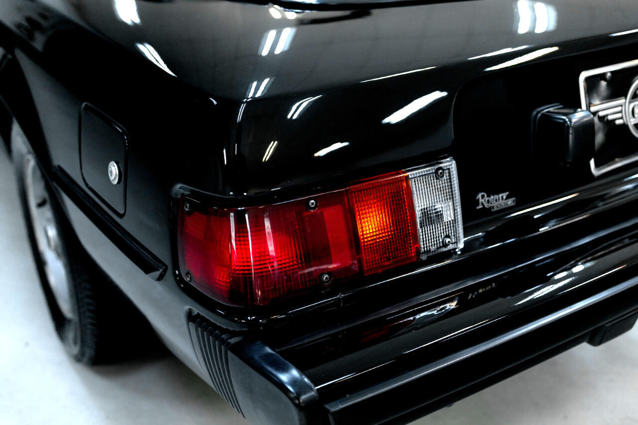 Mazda-RX-7-1980-Coupe-28