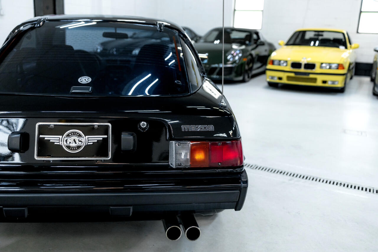 Mazda-RX-7-1980-Coupe-29