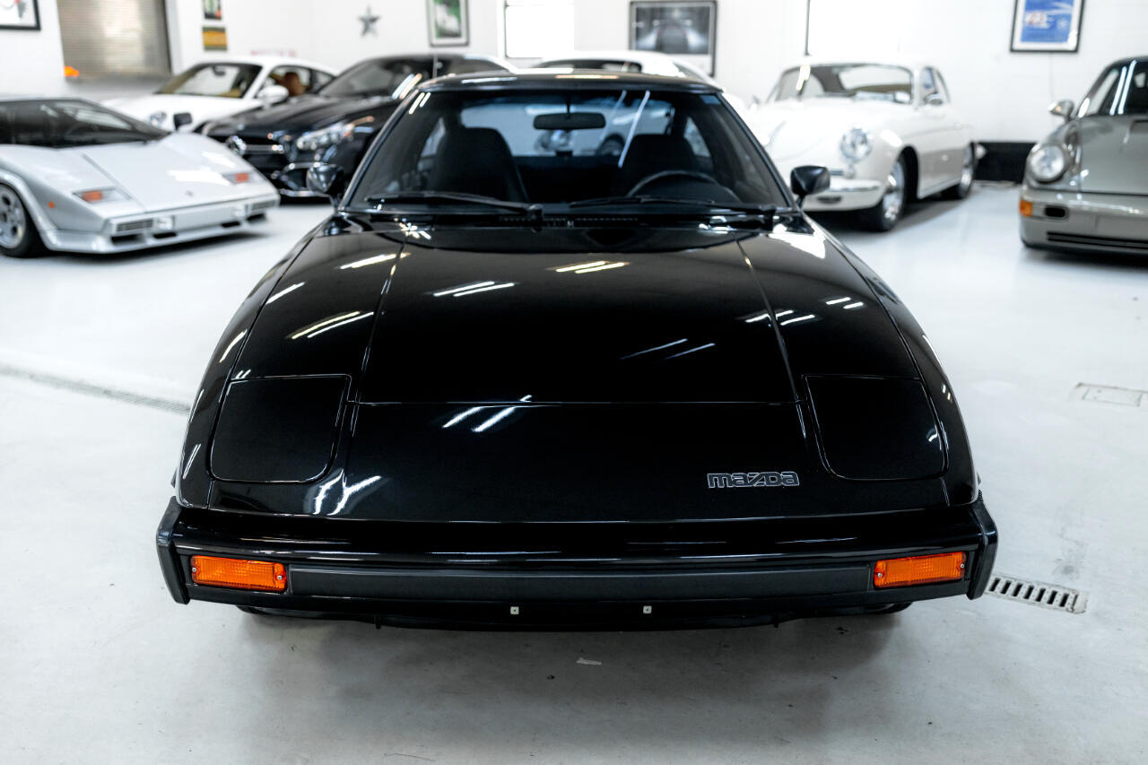 Mazda-RX-7-1980-Coupe-3