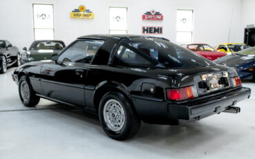Mazda-RX-7-1980-Coupe-5
