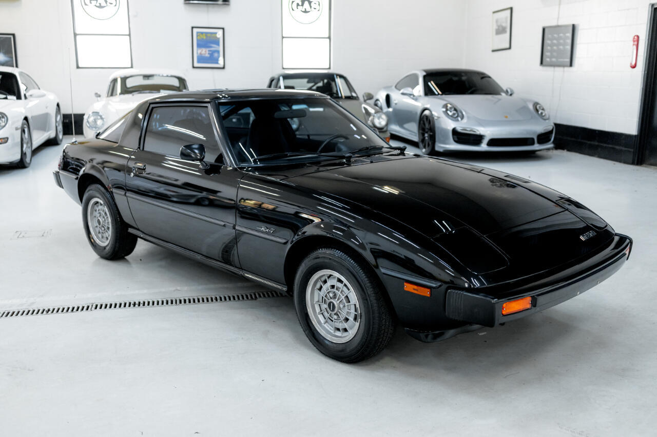 Mazda-RX-7-1980-Coupe-9