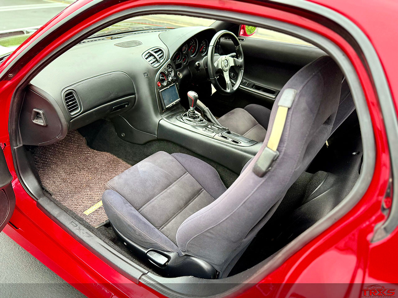 Mazda-RX-7-1992-Coupe-11