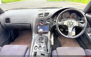 Mazda-RX-7-1992-Coupe-13