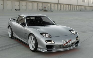 Mazda-RX-7-1992-Coupe-27