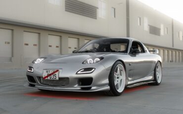 Mazda-RX-7-1992-Coupe-32