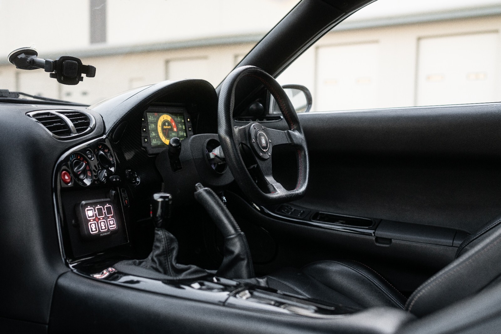 Mazda-RX-7-1992-Coupe-37