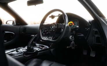 Mazda-RX-7-1992-Coupe-39
