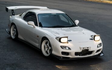 Mazda-RX-7-1993-Coupe-1