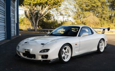 Mazda-RX-7-1993-Coupe-3