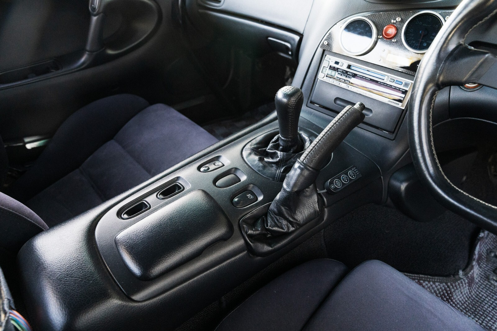 Mazda-RX-7-1993-Coupe-36