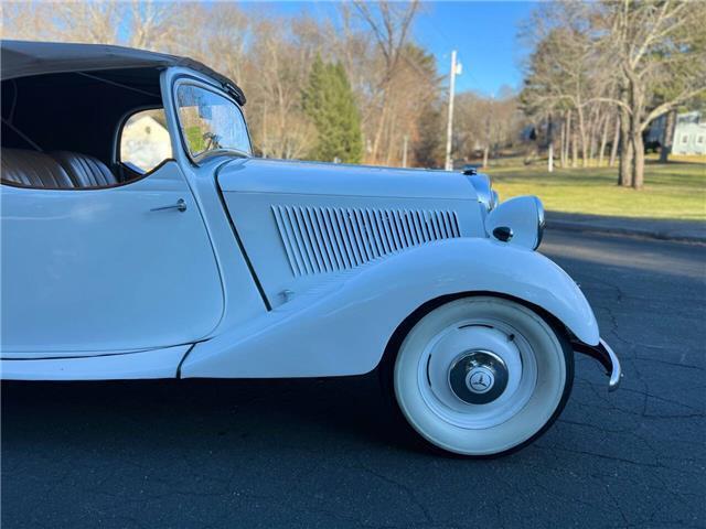 Mercedes-Benz-170-1939-Convertible-10