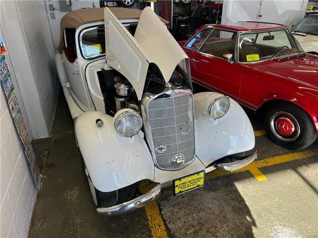 Mercedes-Benz-170-1939-Convertible-19