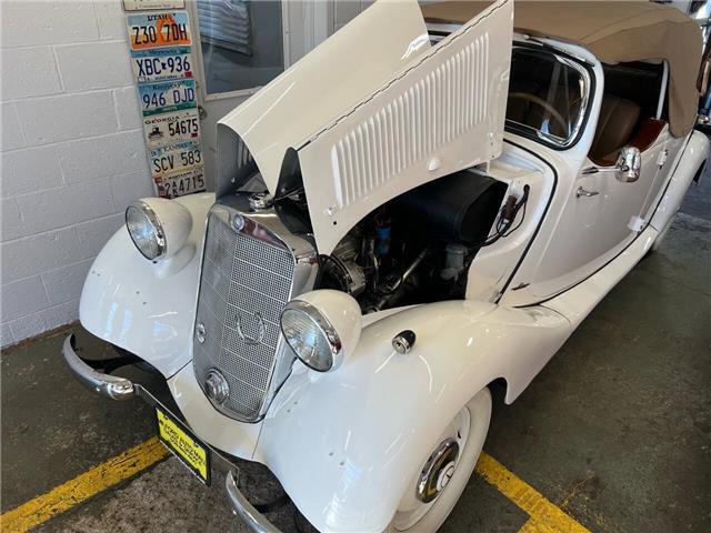 Mercedes-Benz-170-1939-Convertible-21