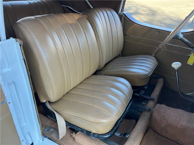 Mercedes-Benz-170-1939-Convertible-33