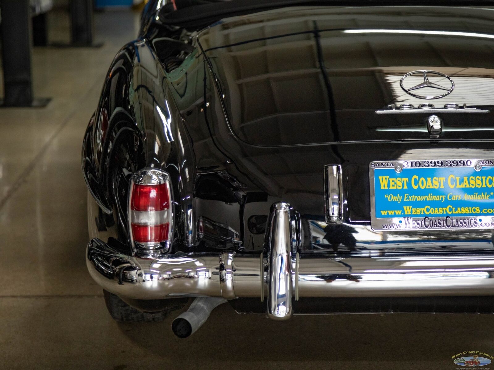 Mercedes-Benz-190-Series-1957-2-Door-Roadster-Convertible-17