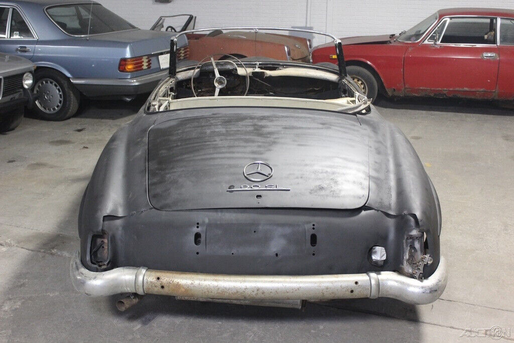 Mercedes-Benz-190-Series-1957-Convertible-5