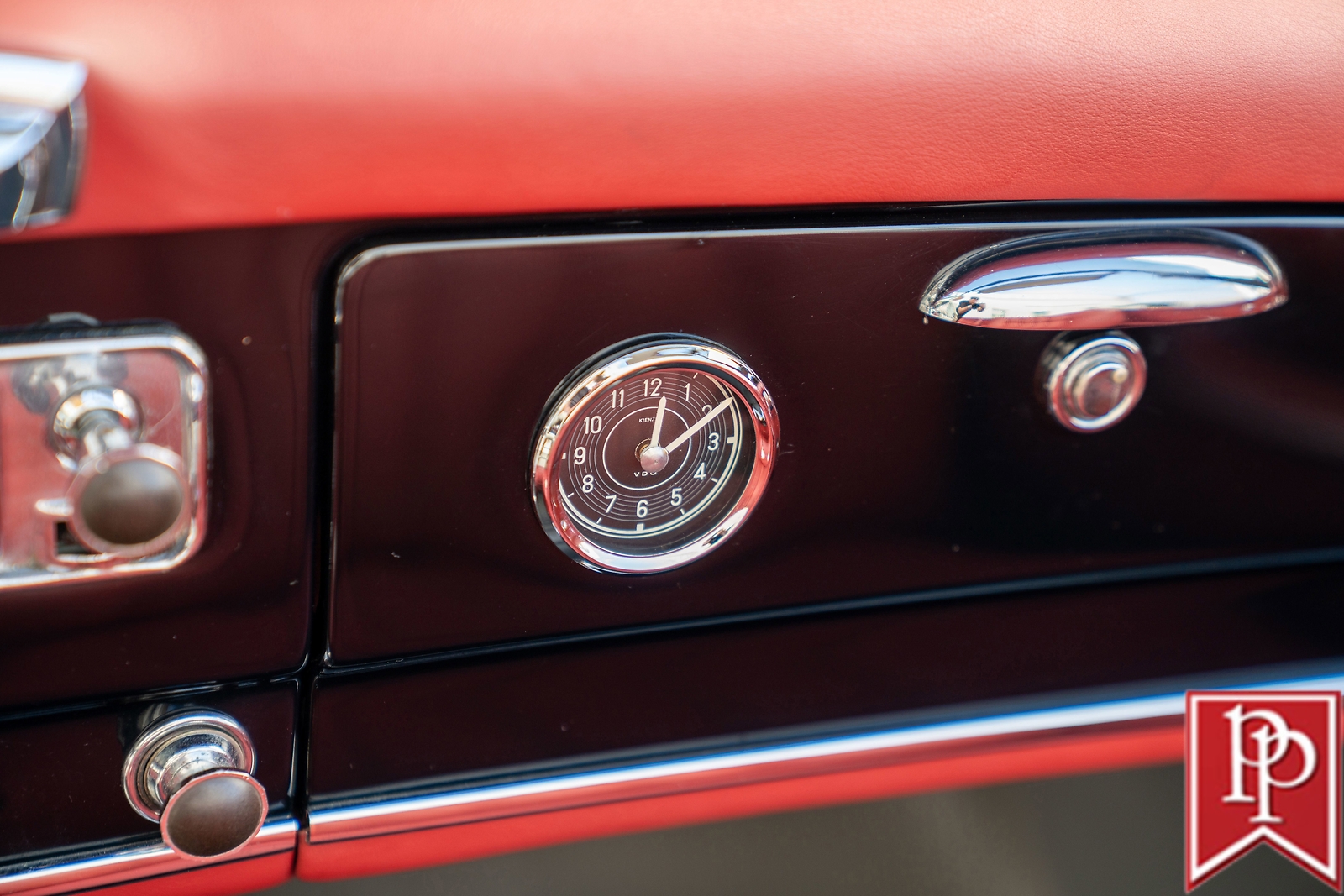 Mercedes-Benz-190-Series-1959-Roadster-27