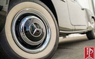 Mercedes-Benz-190-Series-1959-Roadster-6