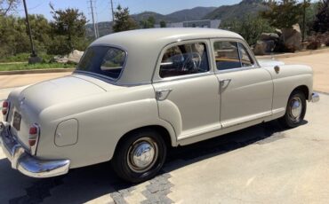 Mercedes-Benz-190-Series-1960-Sedan-11