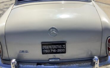Mercedes-Benz-190-Series-1960-Sedan-17