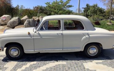 Mercedes-Benz-190-Series-1960-Sedan-5
