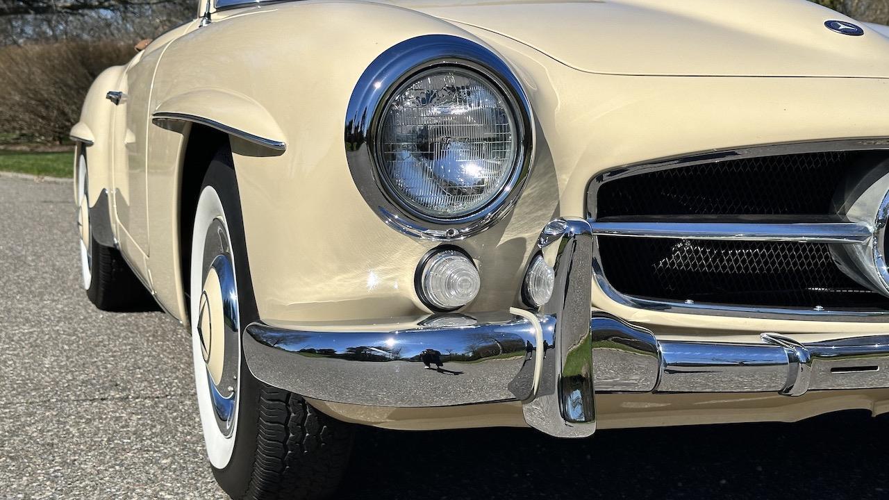 Mercedes-Benz-190-Series-1962-Convertible-22