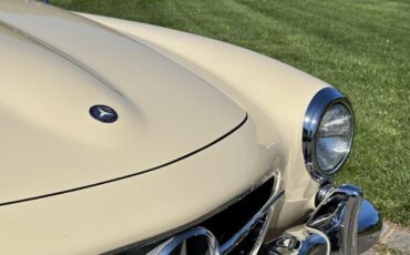 Mercedes-Benz-190-Series-1962-Convertible-27
