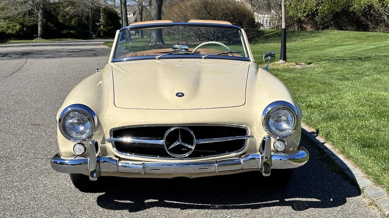 Mercedes-Benz-190-Series-1962-Convertible-8