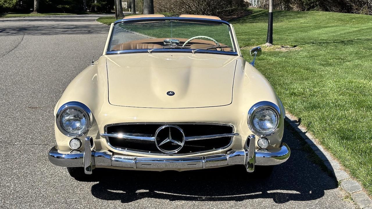 Mercedes-Benz-190-Series-1962-Convertible-9