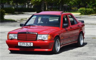 Mercedes-Benz-190-Series-1988-4dr-Car-15