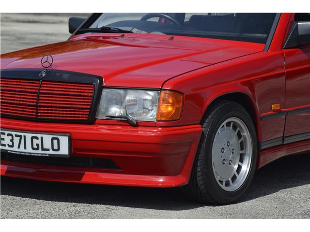 Mercedes-Benz-190-Series-1988-4dr-Car-16