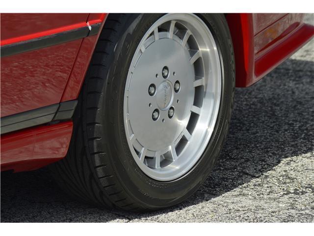 Mercedes-Benz-190-Series-1988-4dr-Car-21