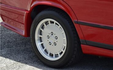 Mercedes-Benz-190-Series-1988-4dr-Car-24