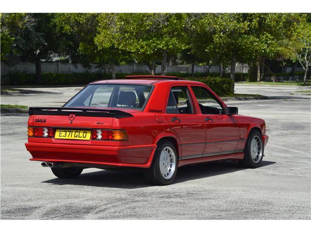 Mercedes-Benz-190-Series-1988-4dr-Car-29