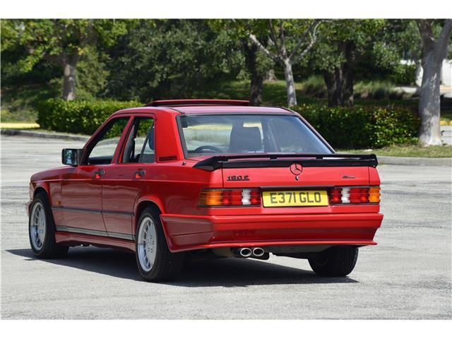 Mercedes-Benz-190-Series-1988-4dr-Car-31