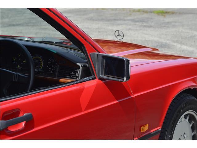 Mercedes-Benz-190-Series-1988-4dr-Car-37
